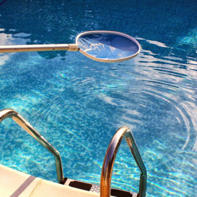 Limpieza de Piscinas en Madrid - - 674610733 - info@sictyp.es Limpieza de Piscinas en Madrid - - 674610733 - info@sictyp.es